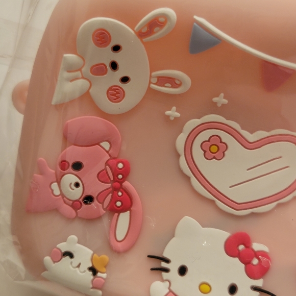 🐶2/$15🐶Hello Kitty cross body - Picture 9 of 11